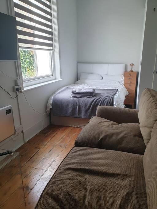 4 Quiet Compact Studio With Garden View - Best Location - Comfortable - Quiet Appartement Hove Buitenkant foto