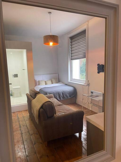 4 Quiet Compact Studio With Garden View - Best Location - Comfortable - Quiet Appartement Hove Buitenkant foto