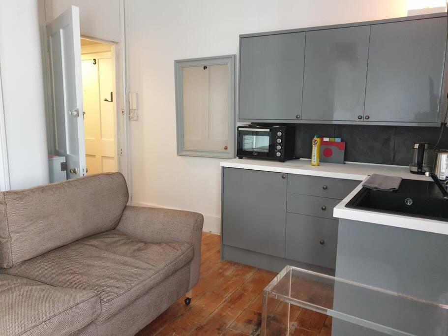 4 Quiet Compact Studio With Garden View - Best Location - Comfortable - Quiet Appartement Hove Buitenkant foto